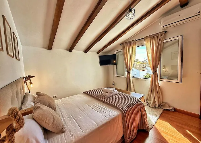 度假居 Ronko House *